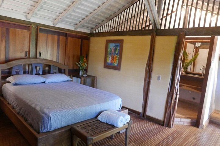 Room 9 of 68