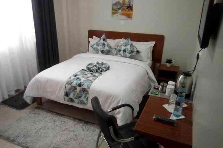Room 5 of 29