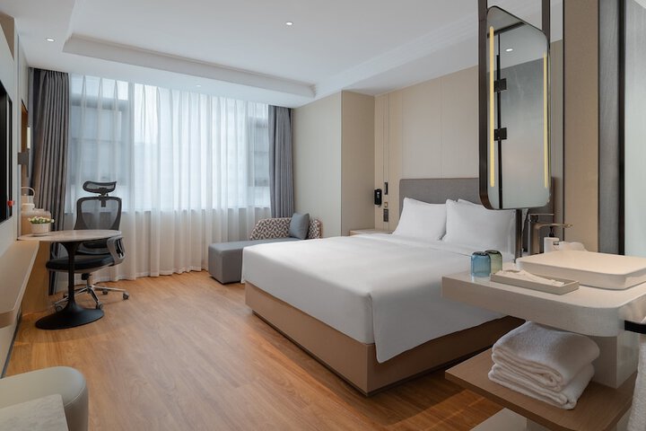 Room 21 of 57