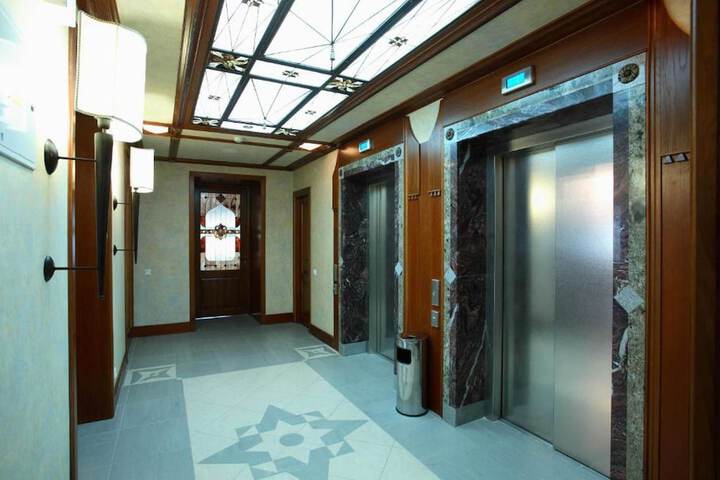 Hotel 3 of 72