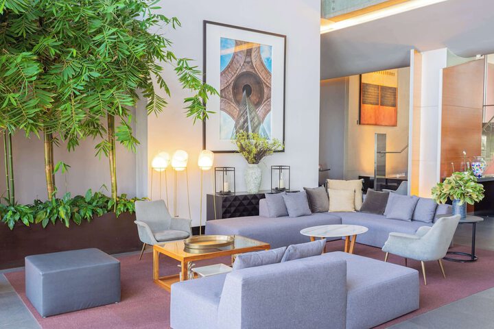 Guest Lobby