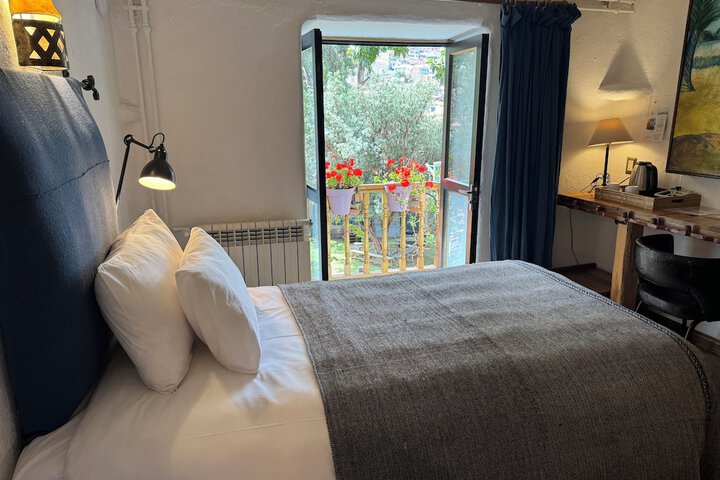 Room 49 of 163