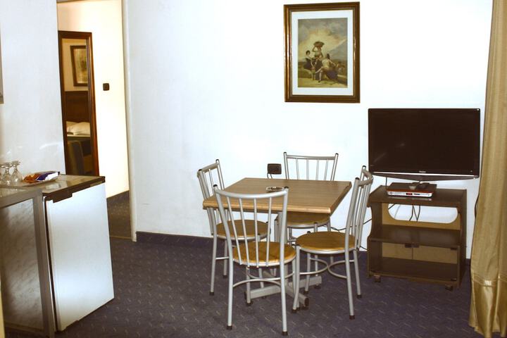 Room 10 of 53