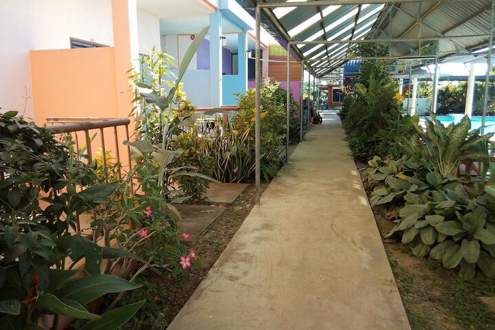 Hotel Exterior 56 of 61