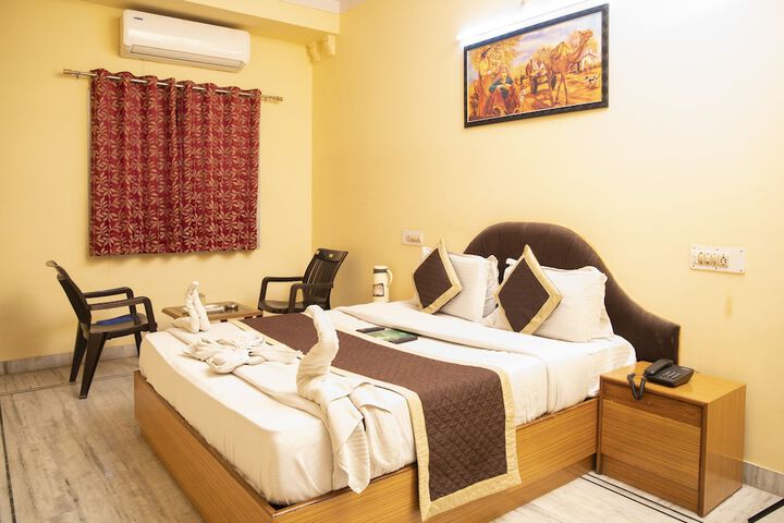 Room 7 of 26