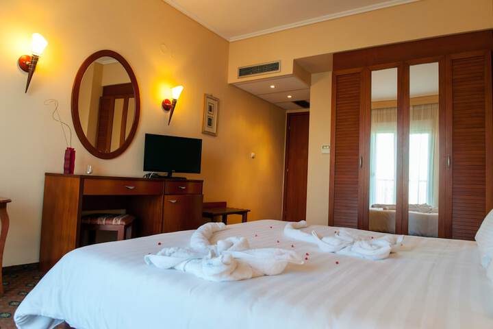 Room 15 of 62