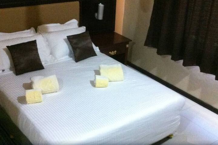 Room 10 of 71