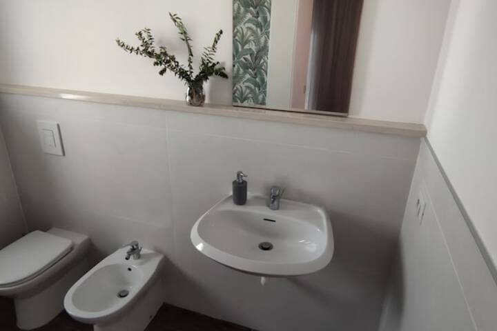 Room 52 of 127