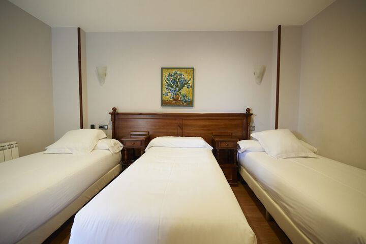 Room 30 of 85