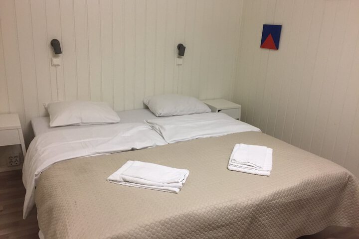 Room 7 of 34