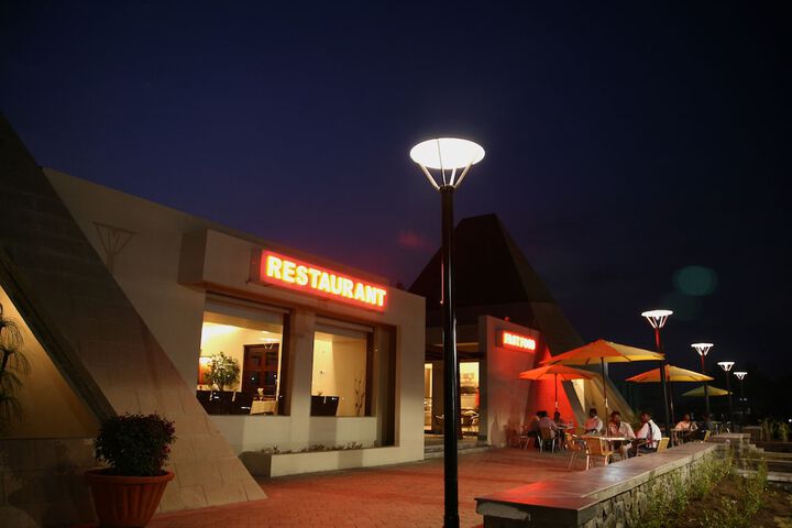 Hotel Exterior 48 of 49