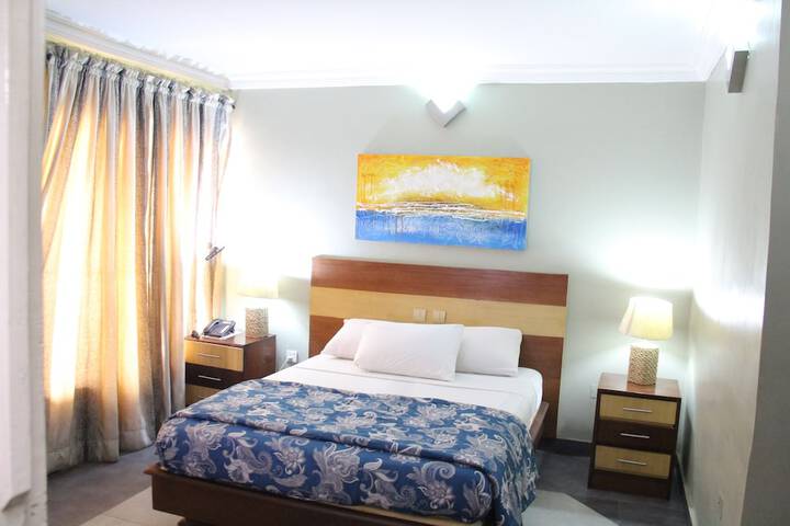 Room 13 of 47