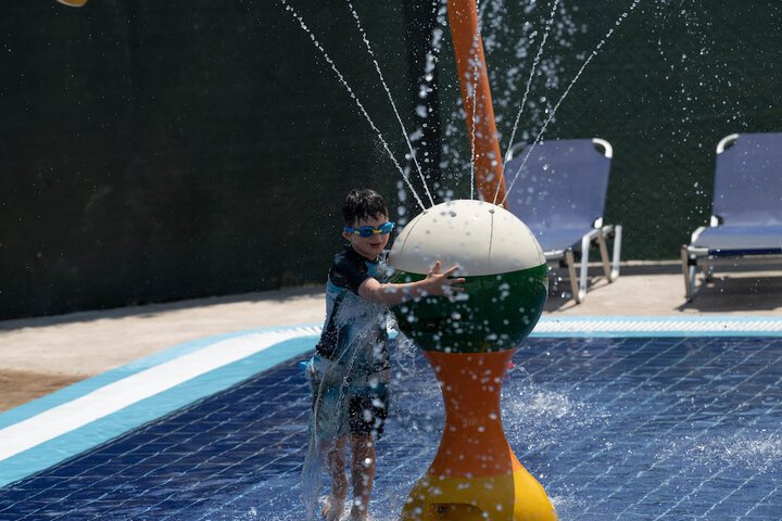 Pool 42 of 105