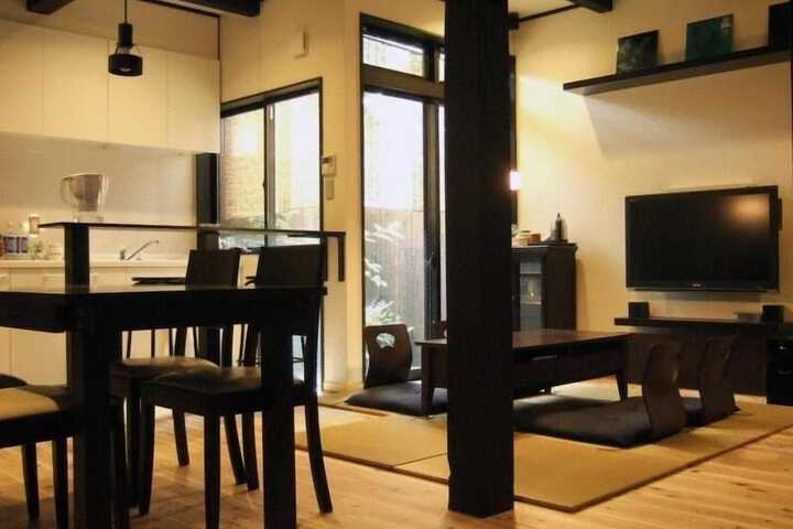 Room 18 of 30