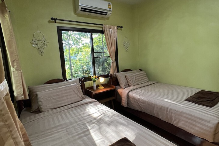 Room 9 of 44