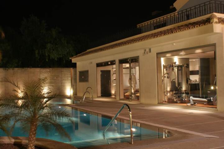 Pool 23 of 54