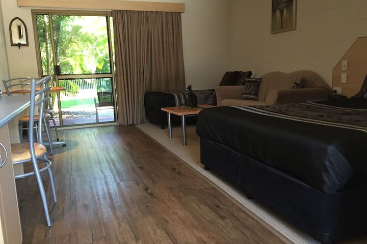 Room 5 of 53