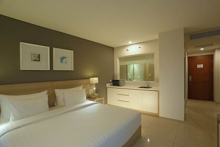 Room 7 of 36