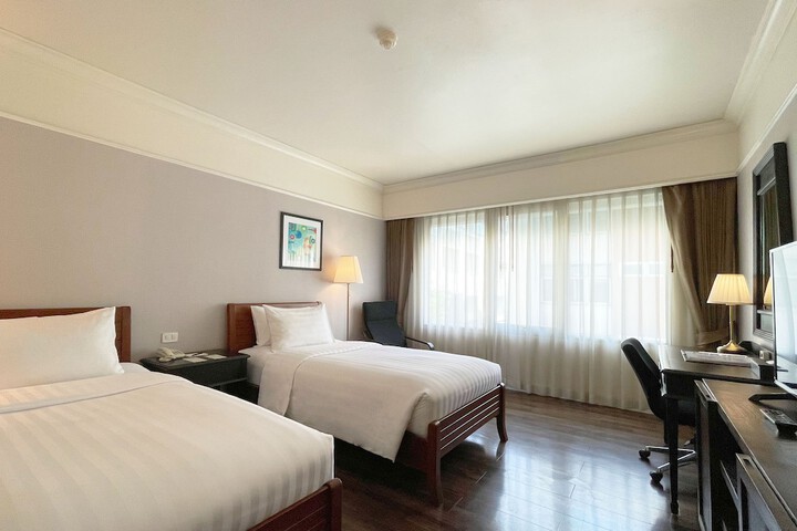 Room 16 of 58