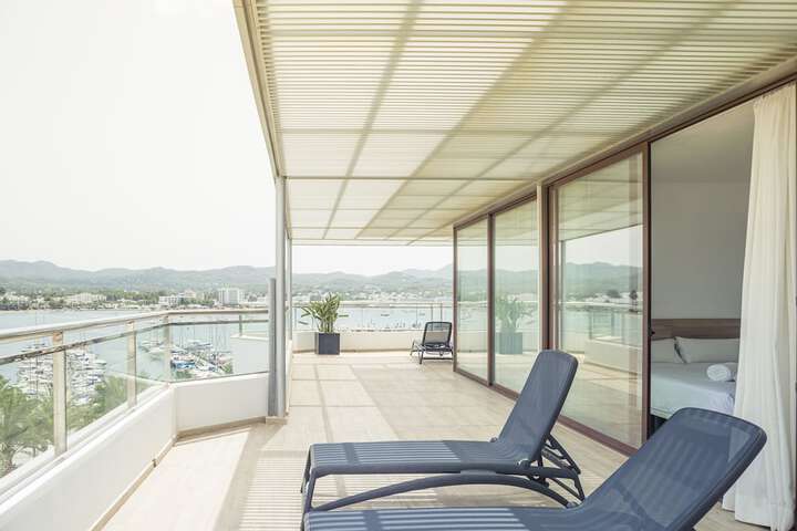 Terrace/Patio 23 of 44