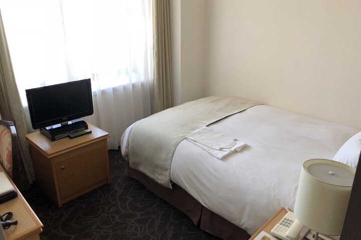 Room 8 of 67