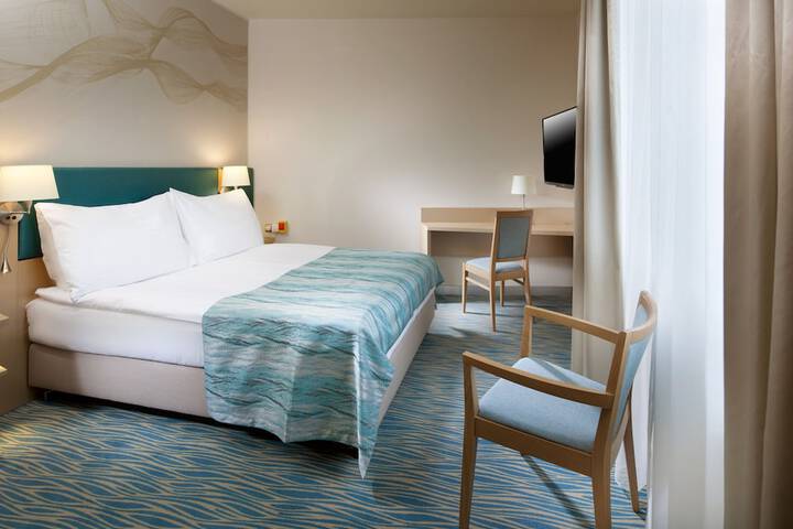 Room 20 of 111