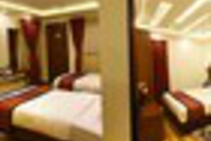 Room 113 of 339