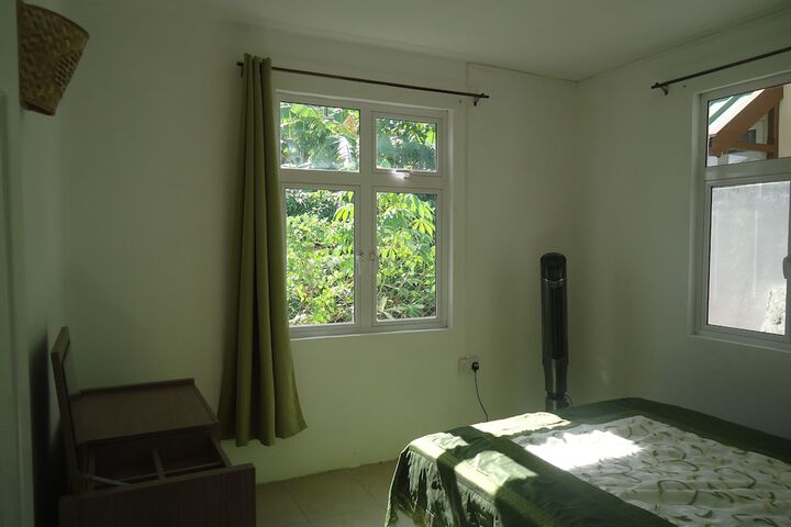 Room 11 of 15