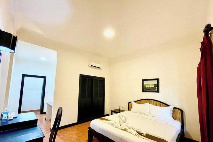 Room 7 of 23
