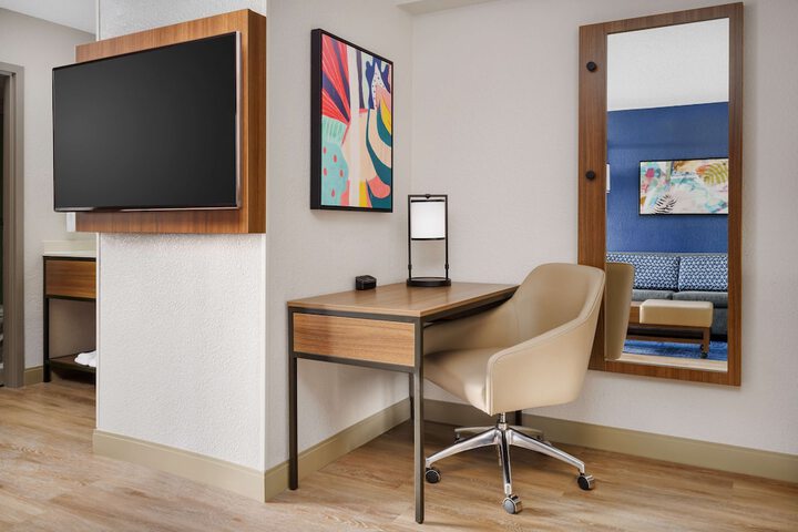 Room 10 of 44