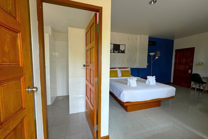 Room 22 of 79