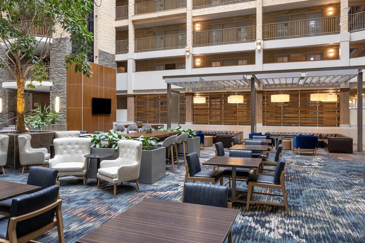 Entrance & Lobby