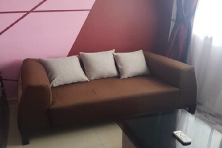 Room 5 of 11