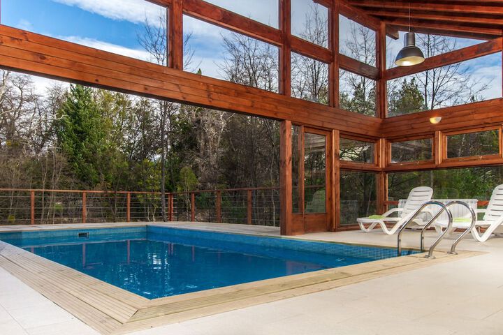 Pool Hotel