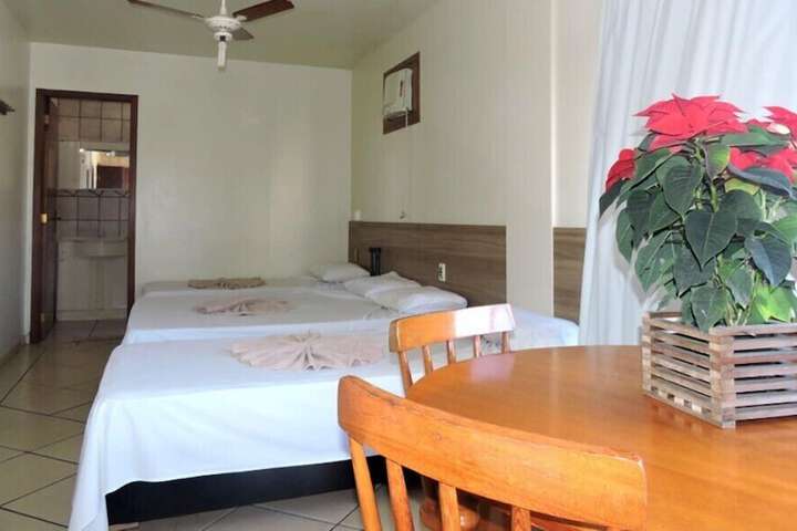 Room 4 of 41