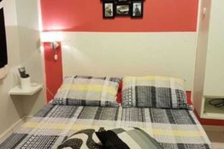 Room 11 of 21