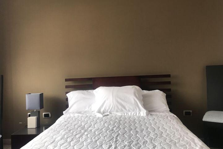 Room 8 of 58