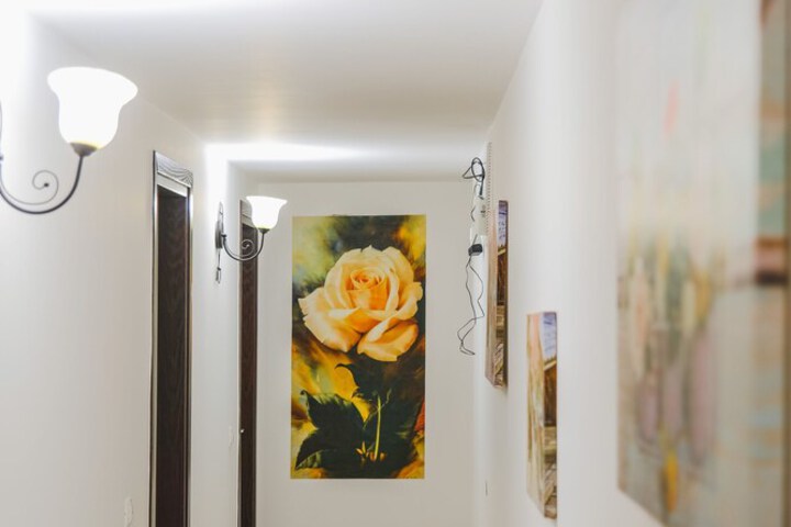 Room 28 of 45