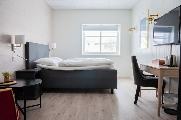 Room 80 of 262