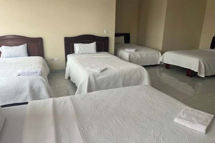 Room 10 of 39