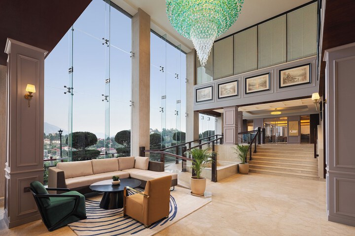 Hotel Interior 4 of 17
