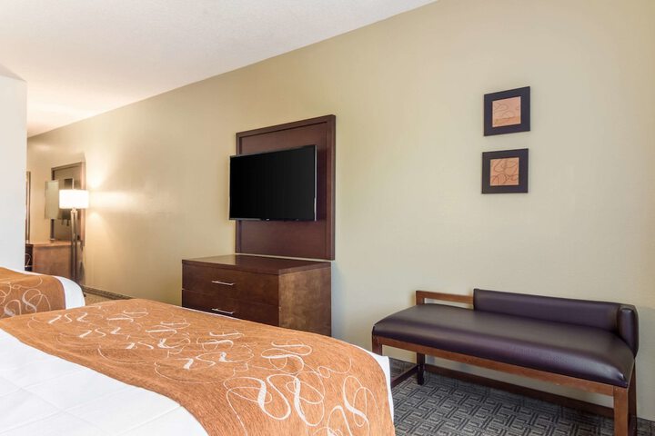 Room 14 of 42