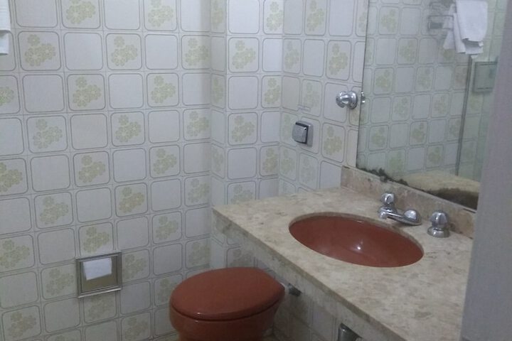 Room 40 of 61