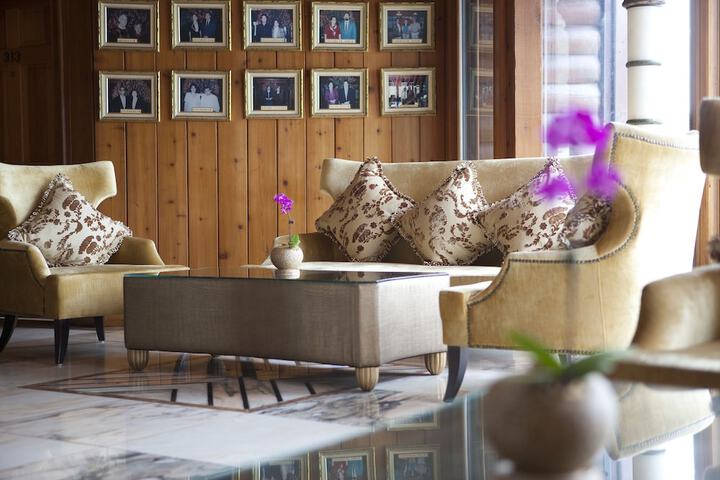 Guest Lobby