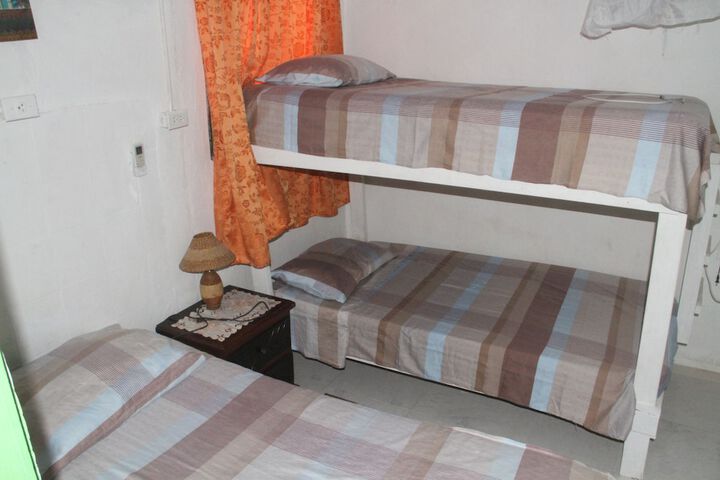 Room 2 of 20