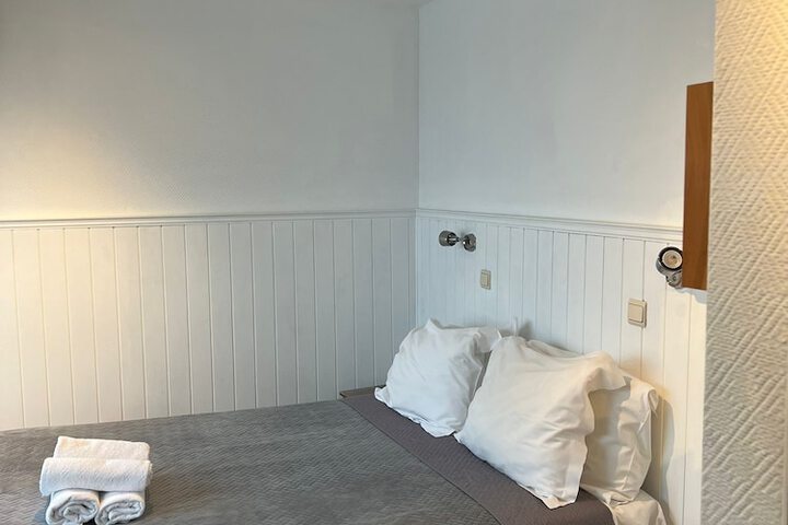 Room 18 of 71