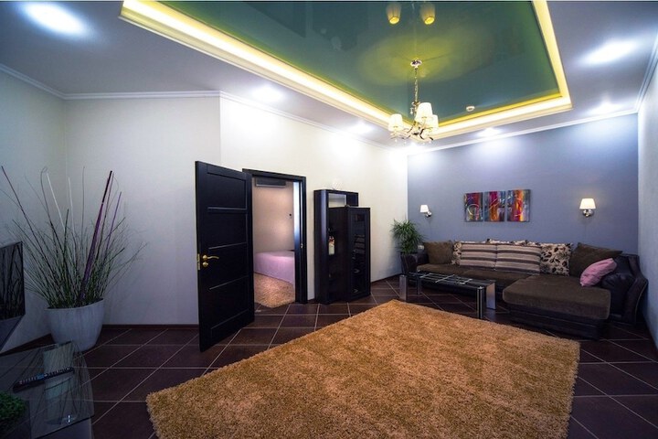 Room 5 of 35