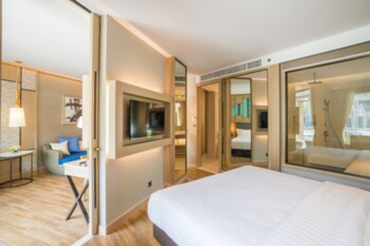 Room 6 of 64