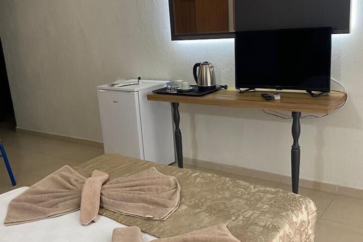 Room 41 of 85