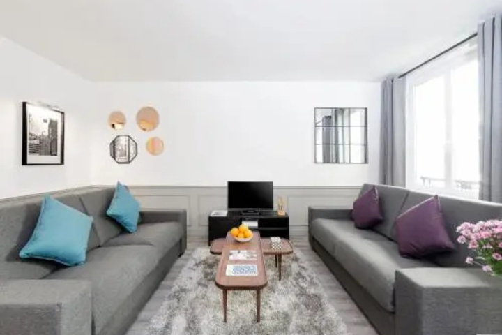 Room 14 of 24